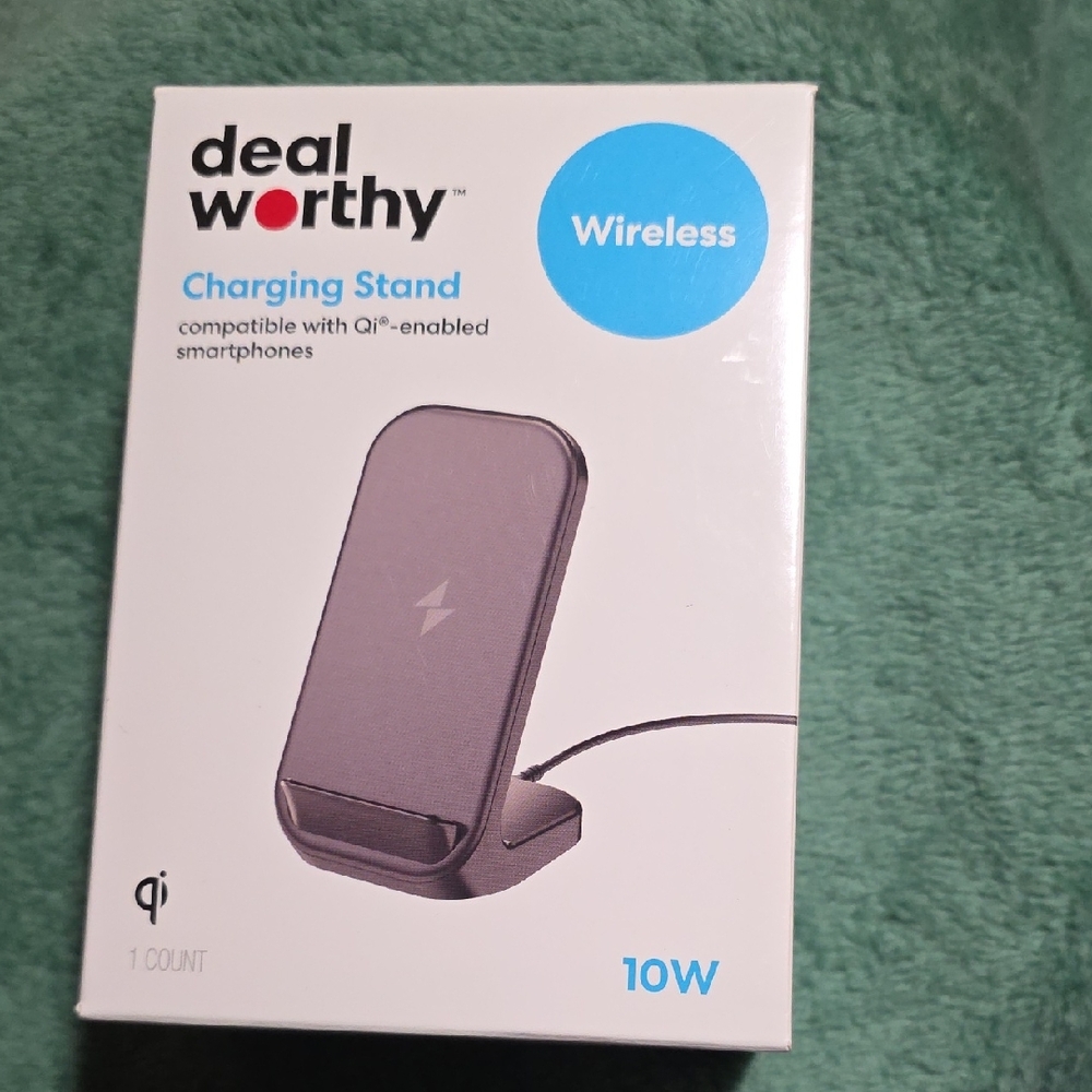 Target Wireless‎ Charging Stand - Black